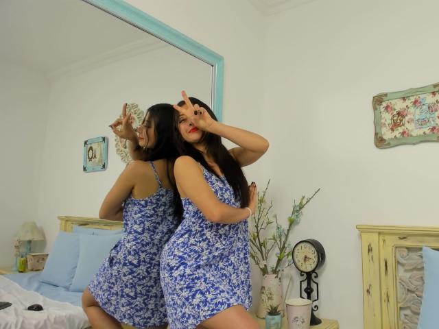 Genesiss - Live sex cam - 18763286