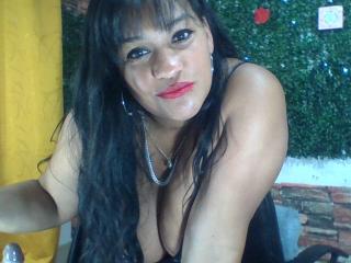 MichelleBrito - Live sex cam - 18763554