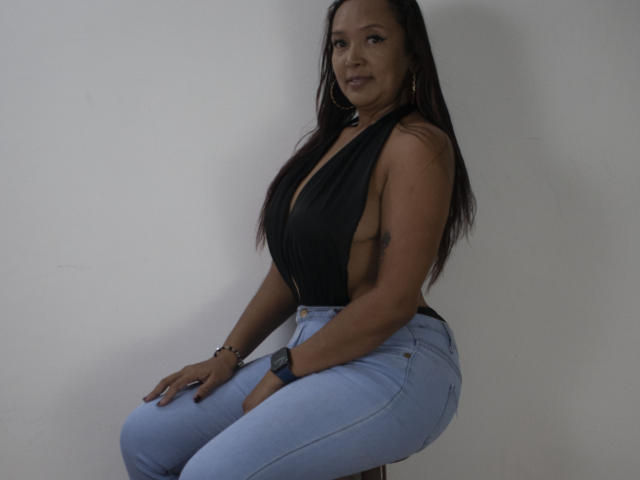 BetzabethMiller - Live Sex Cam - 18765066