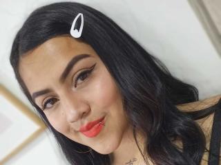 LucyThompsonn - Live sex cam - 18781162