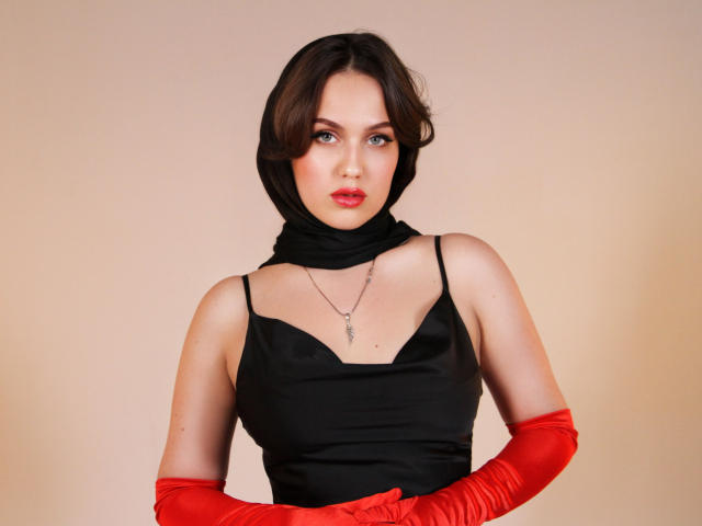 LisaFrancis - Live Sex Cam - 18782898