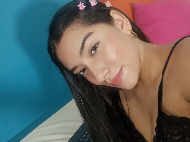 SharonKlart - Live porn &amp; sex cam - 18788442