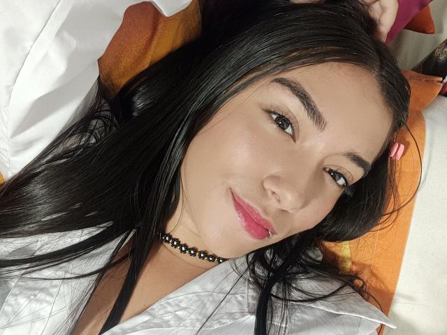 SharonKlart - Live sexe cam - 18788494