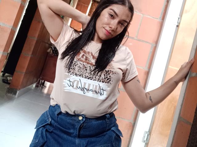 SharonKlart - Live sex cam - 18788602