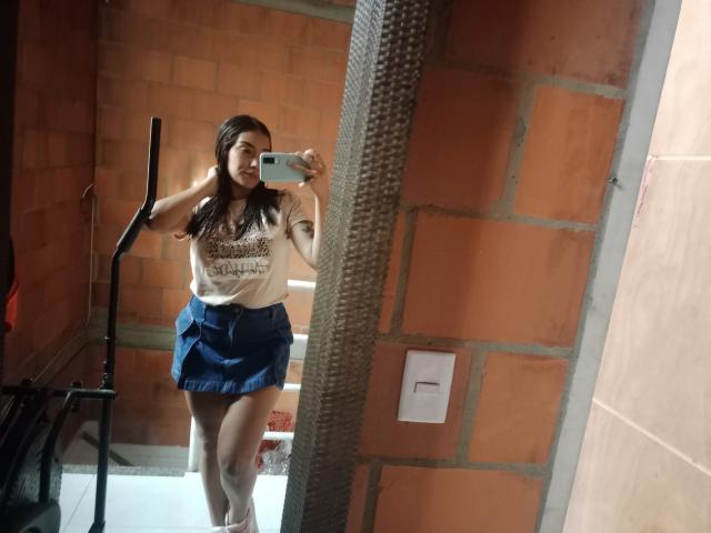 SharonKlart - Live Sex Cam - 18788610