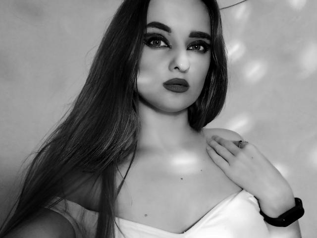 KariMillie - Sexe cam en vivo - 18790914