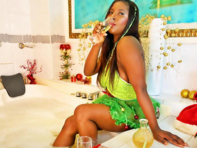 MollyGoldenn - сексуальная веб-камера в реальном времени - 18800562