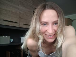 Saveta - Live porn & sex cam - 18803478