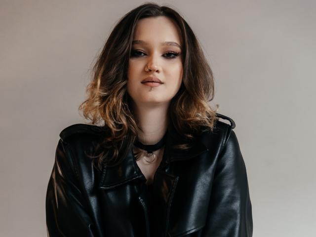 TerraMoss - Live sex cam - 18817410