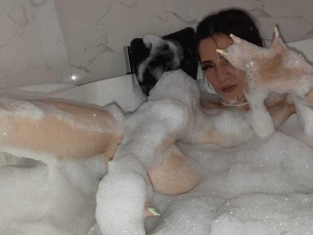YenniferMarshall - Live sex cam - 18824358