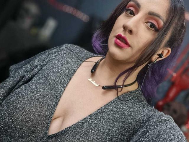 AndreaSharick - Live sex cam - 18829586