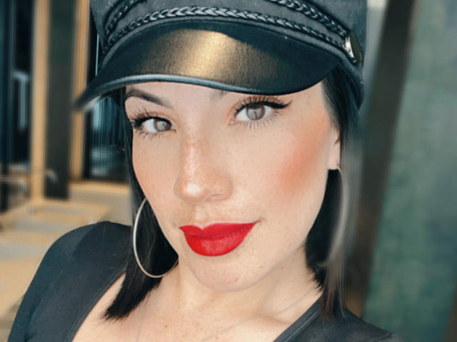 Liliysweet - сексуальная веб-камера в реальном времени - 18830838