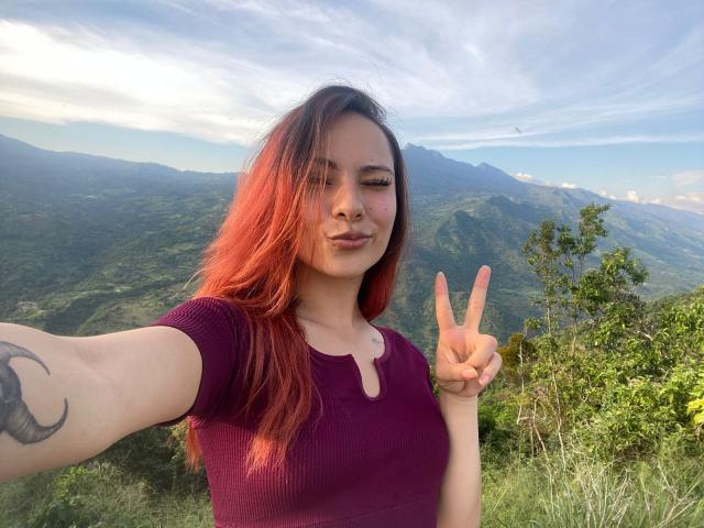 ValeryHarllow - Live Sex Cam - 18831234