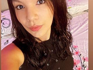 AlondraWm - Live porn &amp; sex cam - 18835970