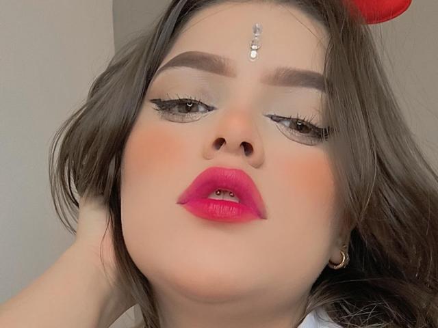 KimSummer - Live sex cam - 18839086