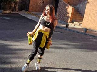 YenniferMarshall - Sexe cam en vivo - 18840442