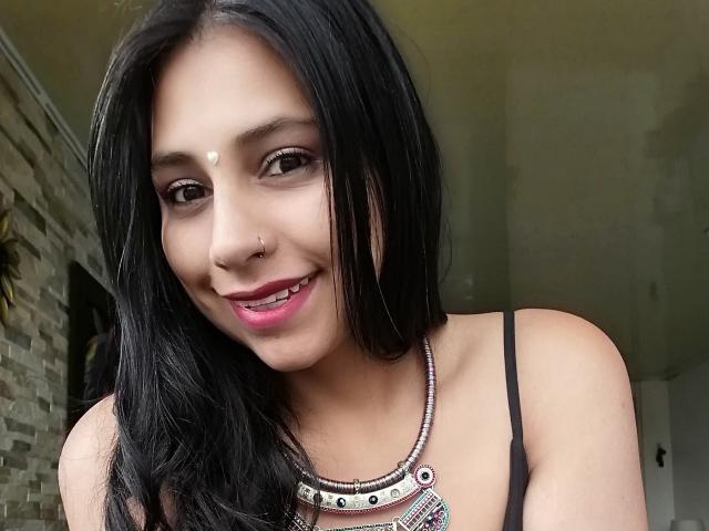 PamelitaKlein - Live Sex Cam - 18840654