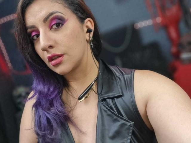 AndreaSharick - Sexe cam en vivo - 18841022