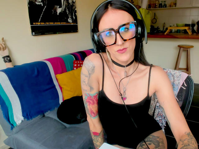 Envyv - Live sex cam - 18848202