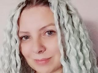 LuxuryWhite - Live sex cam - 18852718