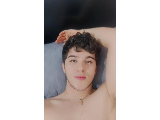 DamianKlart - Live Sex Cam - 18853670