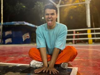 AlexKinter - Live sexe cam - 18862202