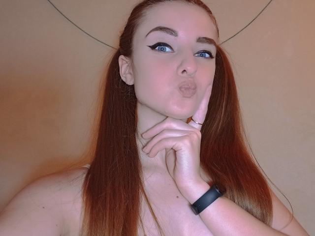 KariMillie - Live sex cam - 18864122