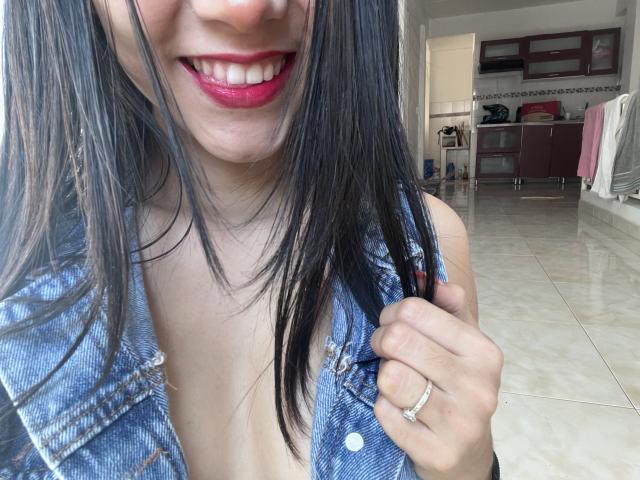 DeisyWest - Live porn &amp; sex cam - 18865522