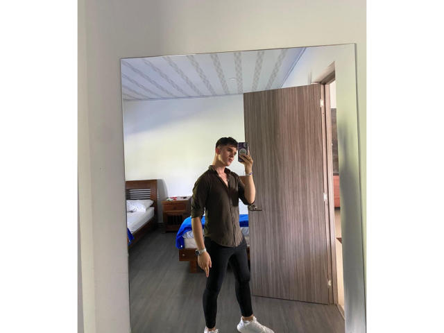 DamianKlart - Live Sex Cam - 18867942