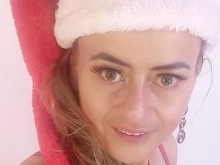 Maghenta - Live sex cam - 18868338