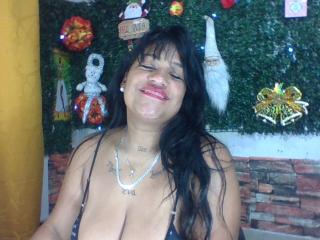 MichelleBrito - Live sex cam - 18868446