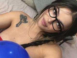 AprilStunt - Live porn & sex cam - 18868538