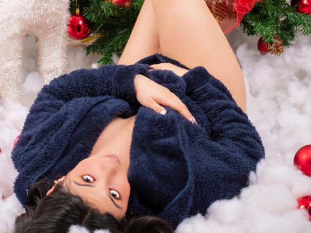 QueenVaness - Live sex cam - 18872970