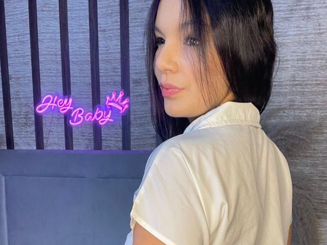 AlondraWm - Live sex cam - 18873354