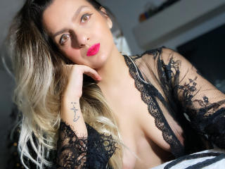 ReveMignoneX - Live porn &amp; sex cam - 18880166