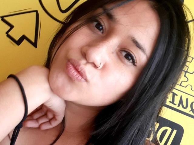 SheryKendall - Live sex cam - 18903198