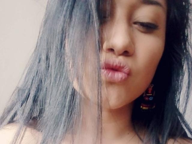 SheryKendall - Live sex cam - 18903738