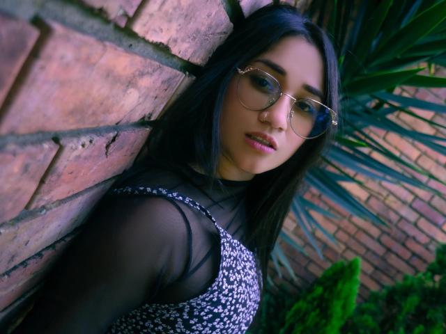 SheryKendall - Live sex cam - 18905182