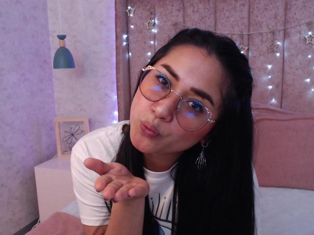 SheryKendall - Live sex cam - 18905362