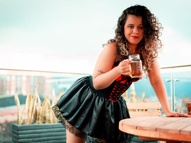 AliceMorgans - Live sex cam - 18908434