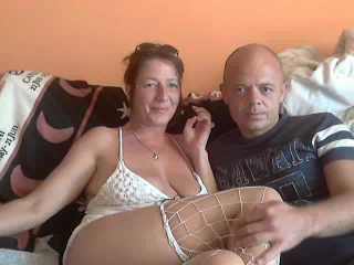 Lagatitamala - Video chat sexy with this Female and male couple 
