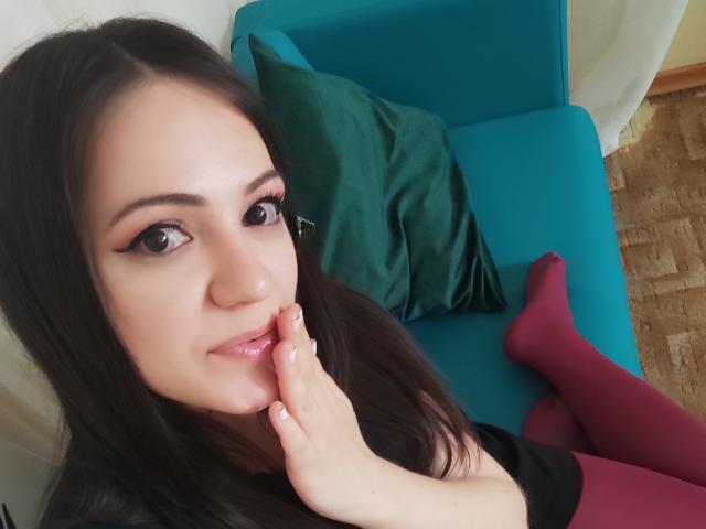 SusanMorado - Live sex cam - 18911502