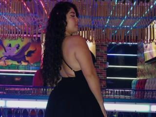 AgathaColinss - Live sex cam - 18911654