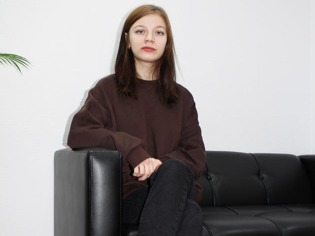 CarolineBell - Live porn &amp; sex cam - 18914634