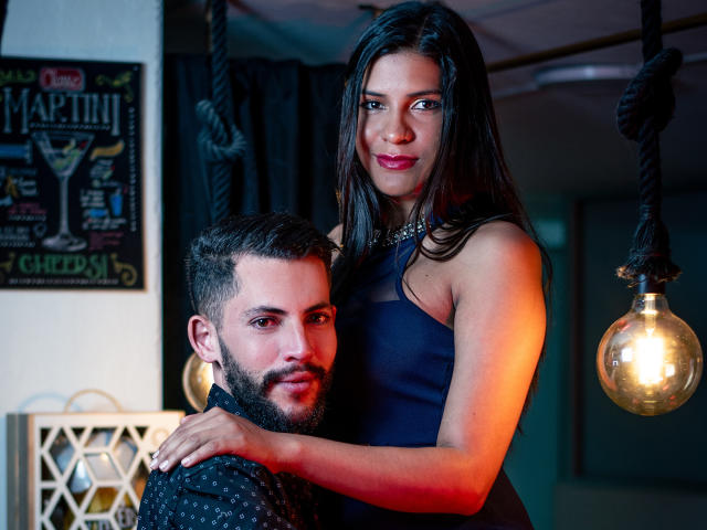 FrankAndCataleya - Live sex cam - 18917434