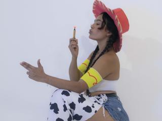 KarlyeKroes - Live sexe cam - 18921414