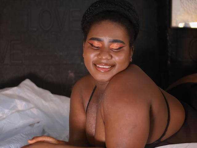 Dilay - Live porn &amp; sex cam - 18928386