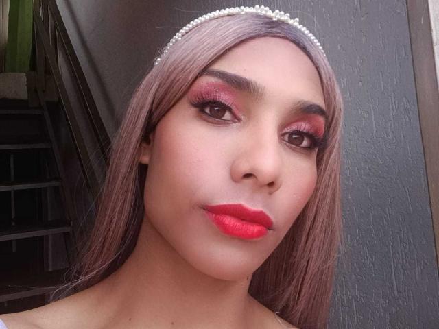 MadisonQueen - Live sex cam - 18935866