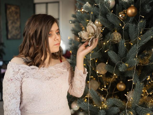 KiraGorobes - Élő pornó és szexkamera - 18936166