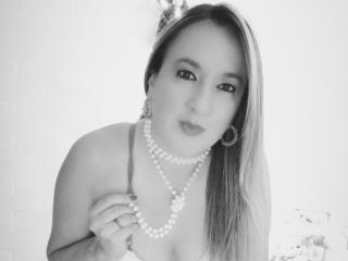CharlizeLegs - Sexe cam en vivo - 18945078